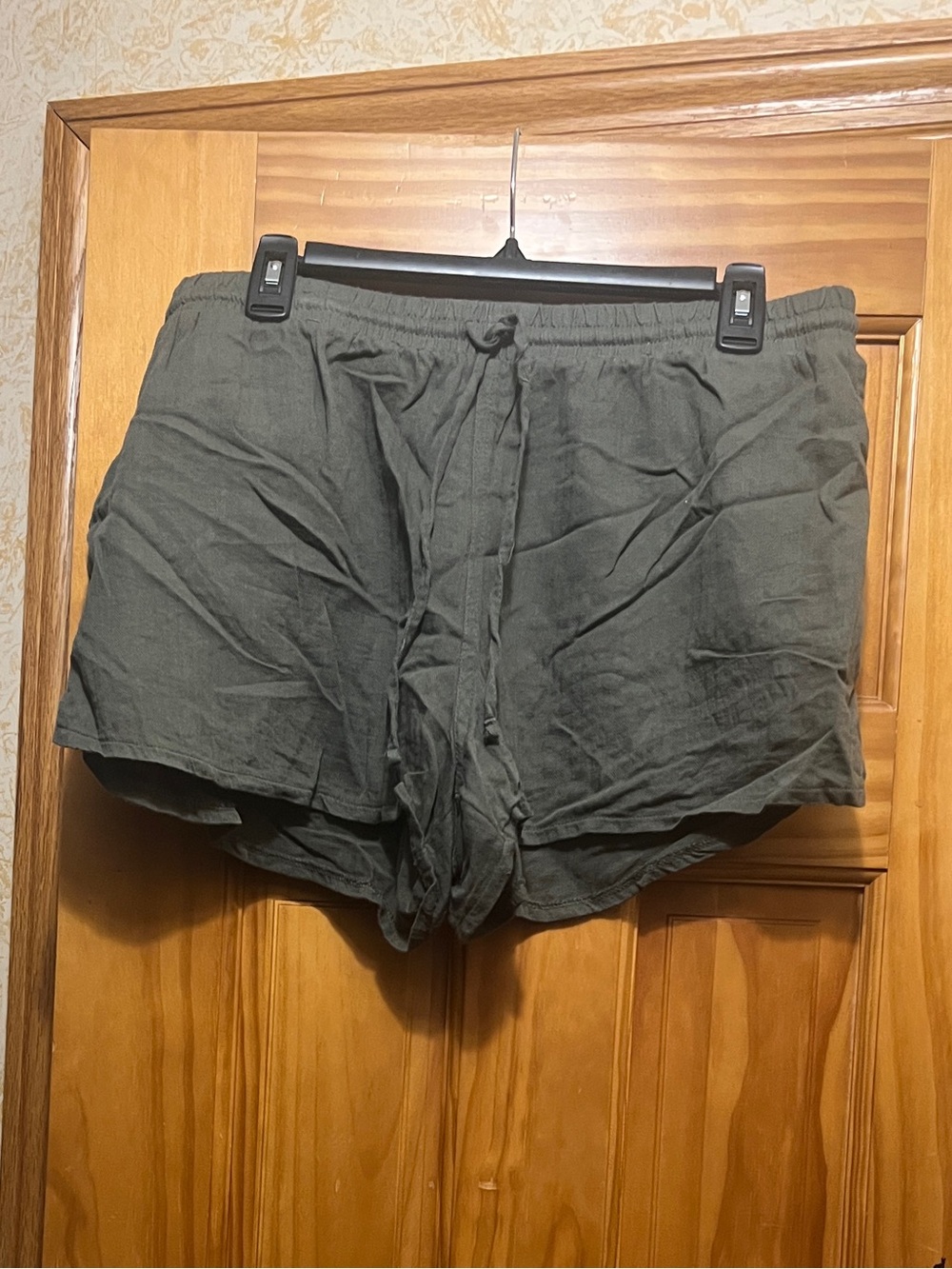 Universal Thread Olive Green Ribbed Waist Shorts